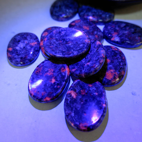 Yooperlite Worry Stone