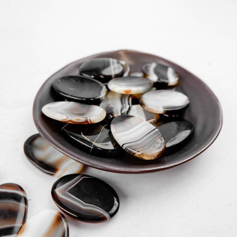 Black Sulemani Agate Worry Stone - Crystal & Stone